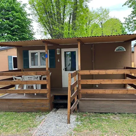 Bungalow 6 Kemping *